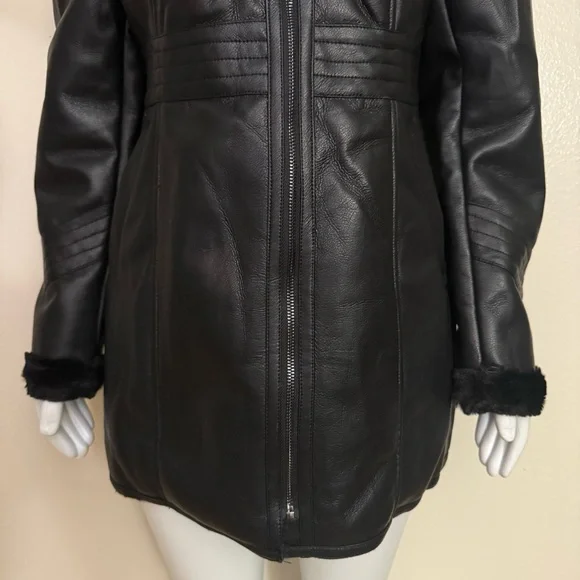 Black PU leather long jacket with sherpa lining removable faux fur on hoodie - Picture 5 of 14